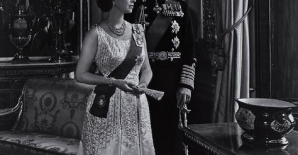 Link to Work of the Week: "Queen Elizabeth II and Prince Philip, 1966" by Yousuf Karsh